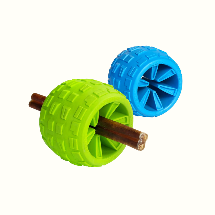 Medium High Roller Plus Dog Ball
